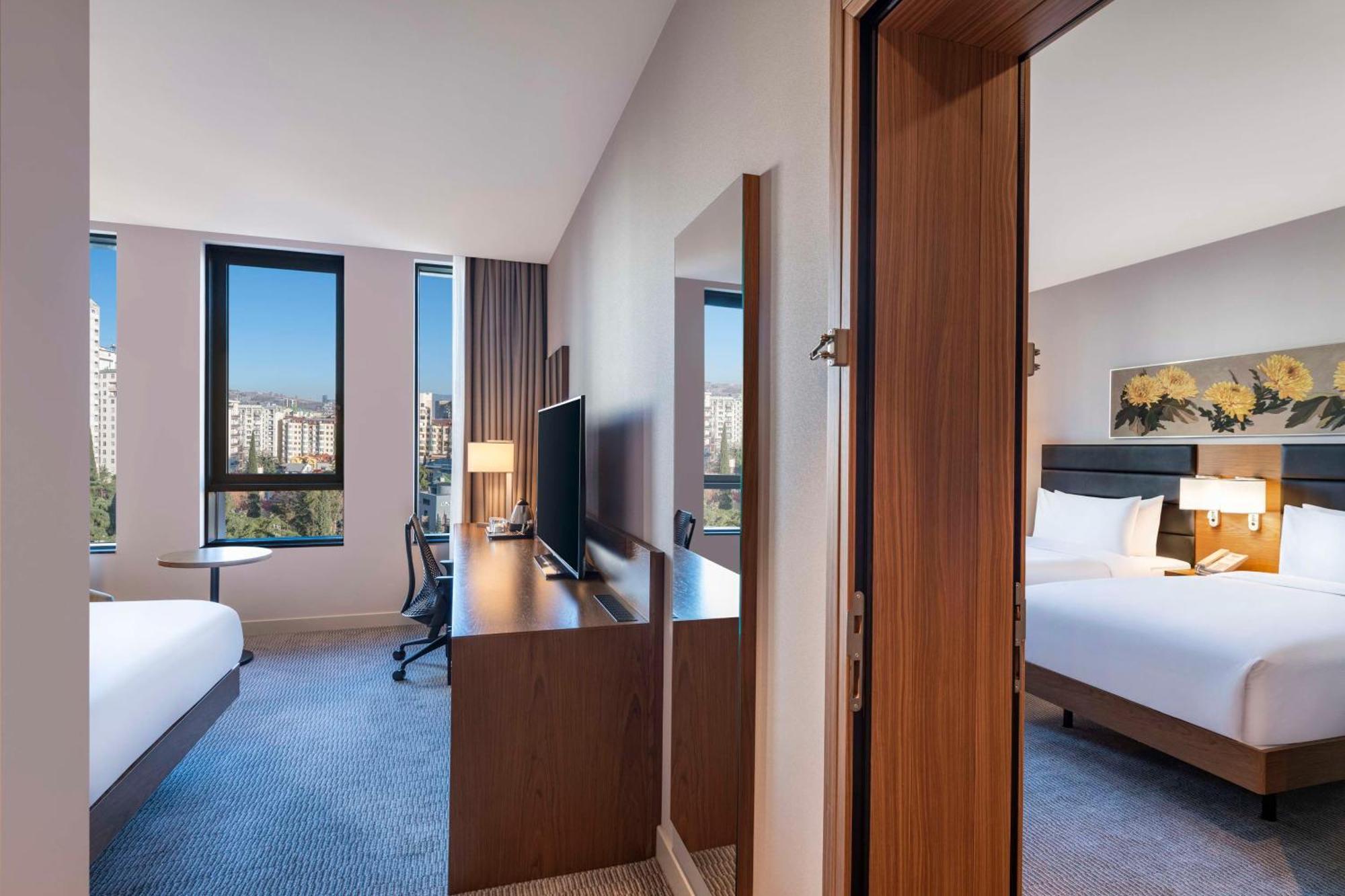 Hilton Garden Inn Tbilisi Chavchavadze Exterior photo